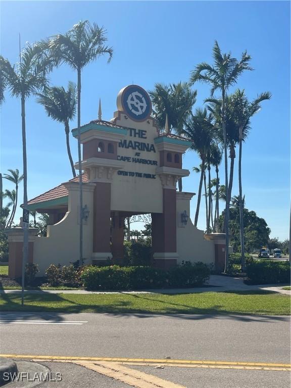 2016 El Dorado Pkwy W, Cape Coral, FL 33914 - view of exterior details