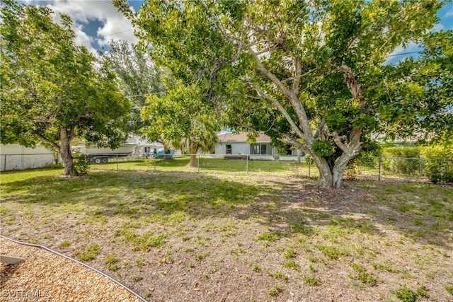 618 SE 26th St, Cape Coral, FL 33904 - view of yard