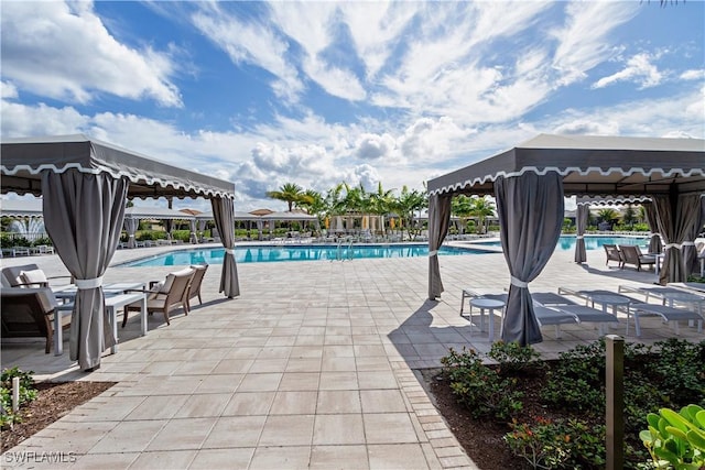 4360 Aurora St, Naples, FL 34119 - community pool with a gazebo