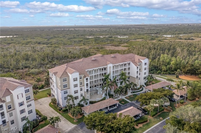 bird's eye view with a forest view