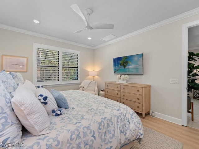 bedroom featuring a ceiling fan, wood finished floors, recessed lighting, crown molding, and baseboards