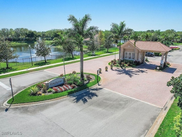 10432 Yorkstone Dr, Bonita Springs, FL 34135 - aerial view of property and surrounding area featuring a large body of water