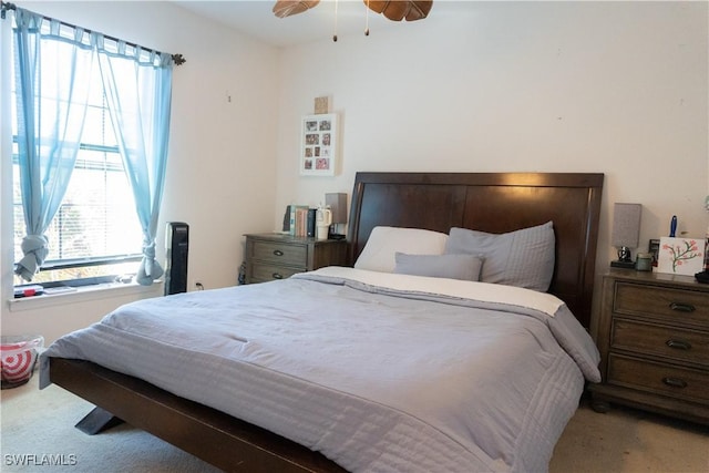 bedroom featuring carpet floors