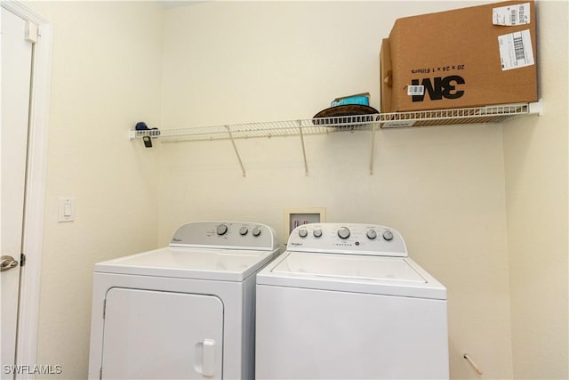 12391 Muddy Creek Ln, Fort Myers, FL 33913 - washroom featuring washer and dryer