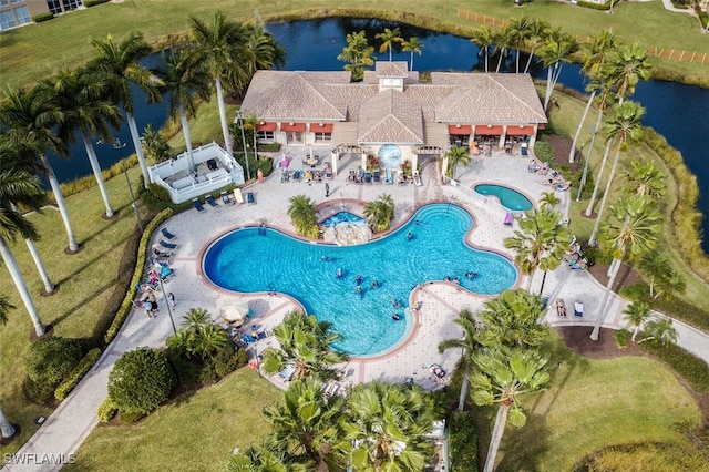 bird's eye view with a water view