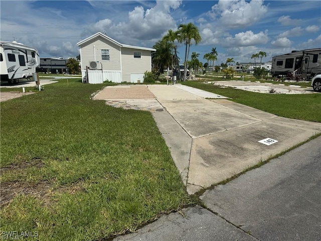 Listing photo 2 for 19681143 Summerlin Rd, Fort Myers FL 33908