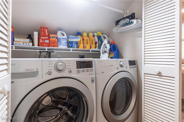 laundry area featuring laundry area and independent washer and dryer