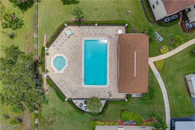 8474 Charter Club Cir Unit 2, Fort Myers, FL 33919 - photo 2