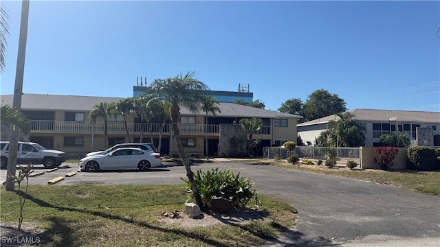 2510 SE 16th Pl Unit 103, Cape Coral, FL 33904 - view of front of house with uncovered parking