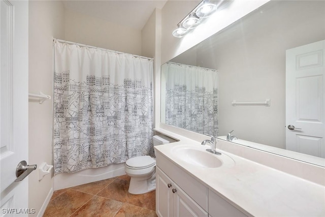 full bath featuring toilet, vanity, and shower / bath combo with shower curtain