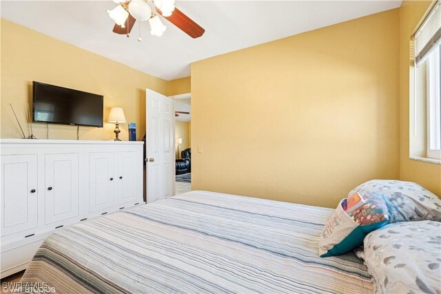 bedroom featuring ceiling fan