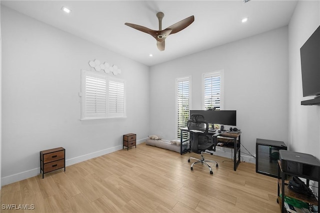 office area with recessed lighting, light wood-style flooring, baseboards, and a ceiling fan