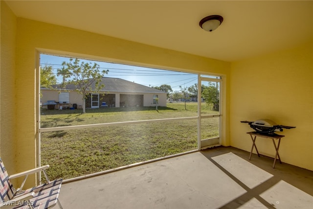 view of unfurnished sunroom