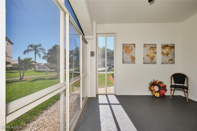 view of sunroom / solarium