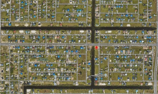 Listing photo 3 for 720 NW 3rd Ave, Cape Coral FL 33993