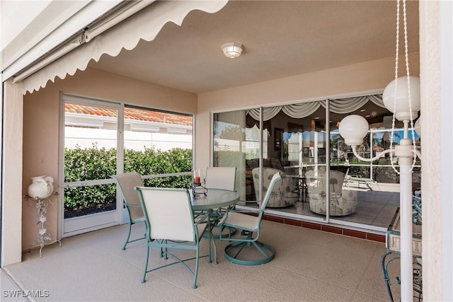 view of sunroom / solarium