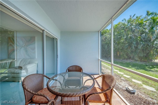 1950 Beach Pkwy Unit 103, Cape Coral, FL 33904 - view of sunroom / solarium