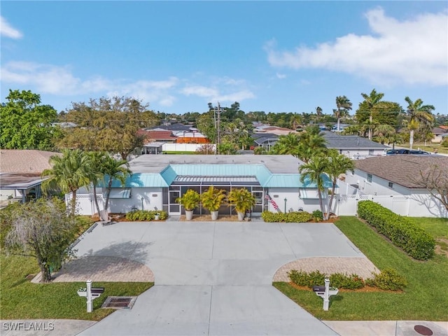 drone / aerial view featuring a residential view