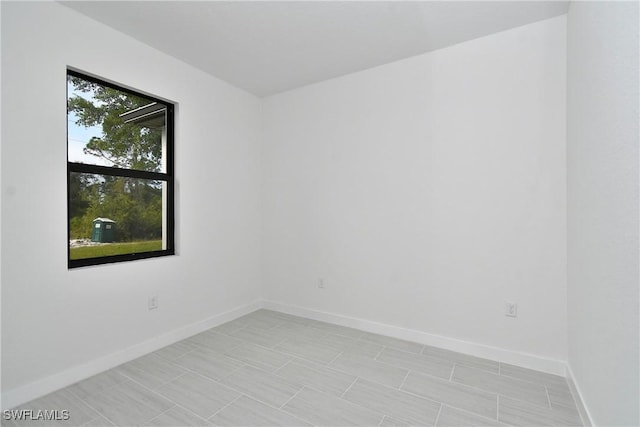 2810 64th St W, Lehigh Acres, FL 33971 - unfurnished room featuring baseboards