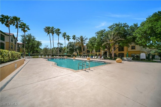 11510 Villa Grand Unit 408, Fort Myers, FL 33913 - pool featuring fence and a patio area