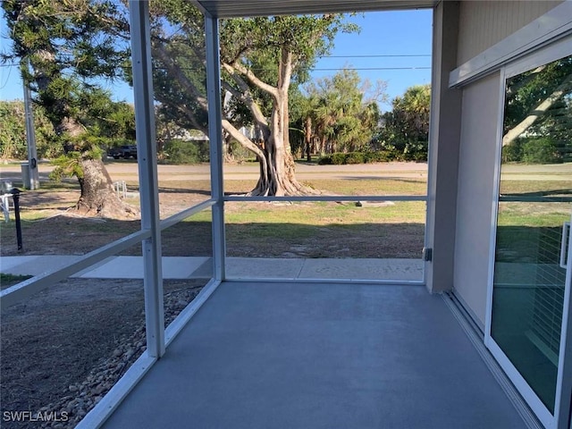 601 Periwinkle Way Unit D1, Sanibel, FL 33957 - view of unfurnished sunroom