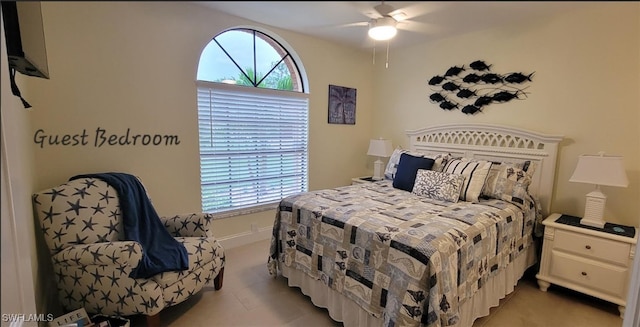 bedroom featuring ceiling fan