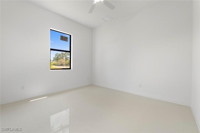 unfurnished room featuring ceiling fan