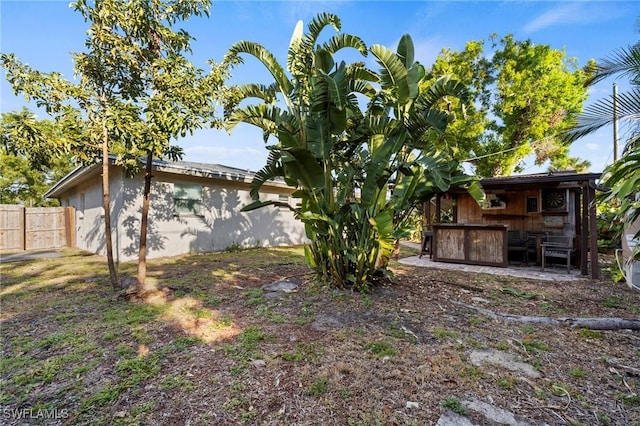 view of yard featuring fence