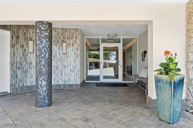 view of entrance to property
