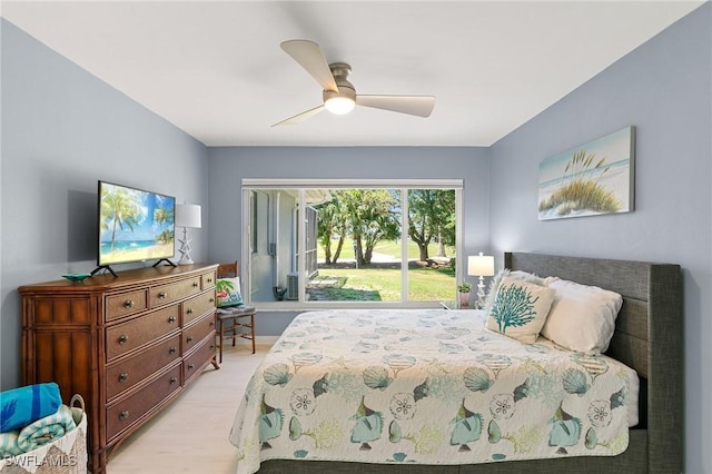 bedroom featuring ceiling fan