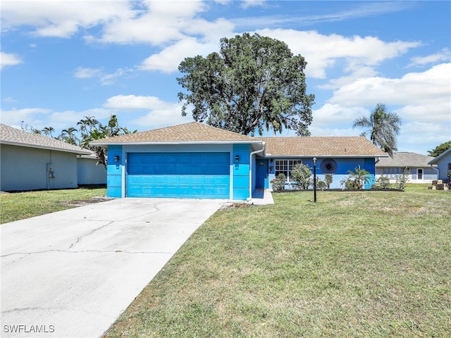 ranch-style home featuring a shingled roof, a front yard, stucco siding, driveway, and an attached garage