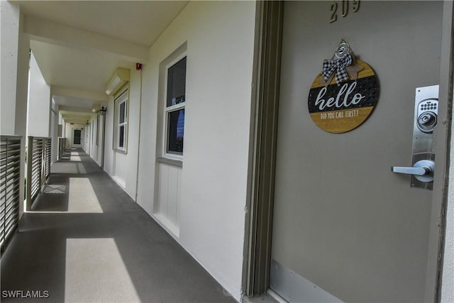 6102 Augusta Dr Unit 209, Fort Myers, FL 33907 - view of corridor