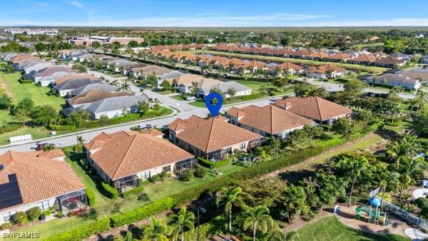 bird's eye view with a residential view