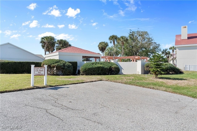 755 Village Cir Unit 203, Venice, FL 34292 - exterior space featuring fence