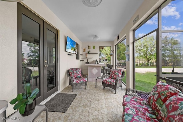 view of sunroom / solarium