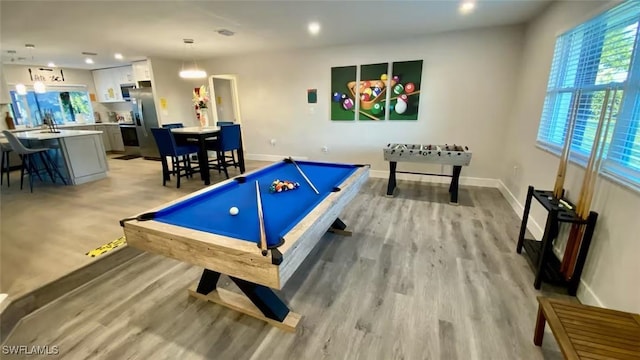 game room with recessed lighting, baseboards, light wood-style flooring, and billiards