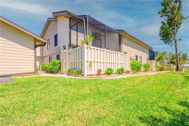 13286 Broadhurst Loop, Fort Myers, FL 33919 - view of property exterior with glass enclosure
