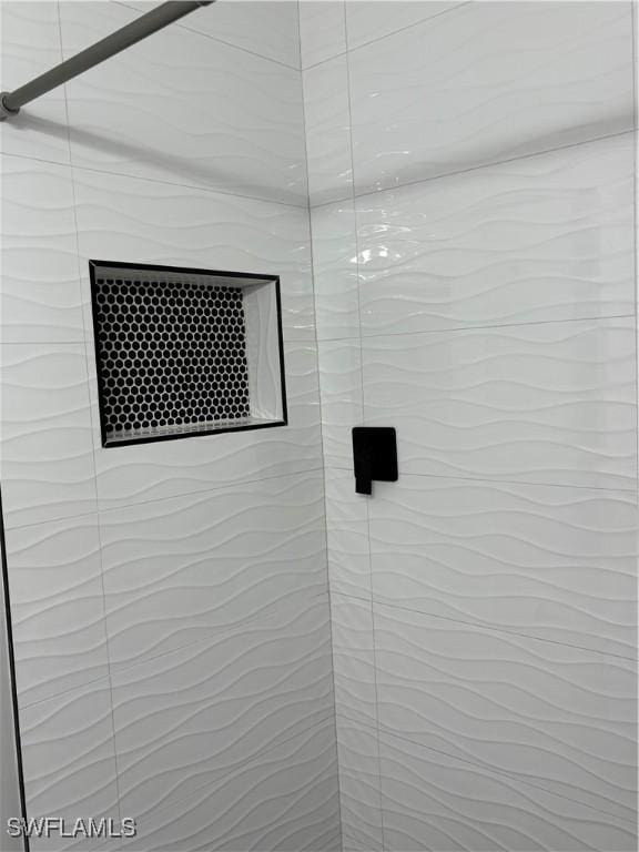 4430 18th Ave NE, Naples, FL 34120 - room details featuring a tile shower