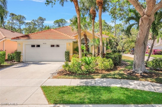 6119 Manchester Pl, Naples, FL 34110 - photo 1