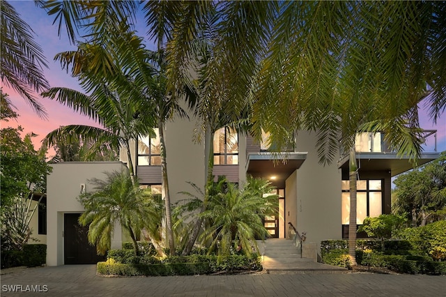 1230 Gulf Shore Blvd S, Naples, FL 34102 - view of front of property featuring stucco siding