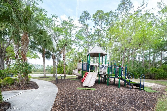 1882 Tarpon Bay Dr S Unit 205, Naples, FL 34119 - photo 26