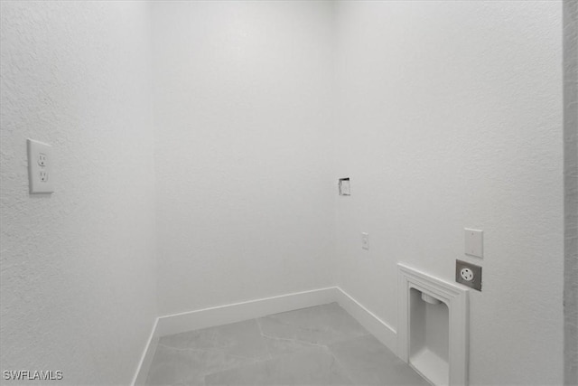 9020 S Casa Ct, Labelle, FL 33935 - clothes washing area featuring baseboards, hookup for an electric dryer, and laundry area