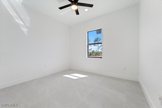 9020 S Casa Ct, Labelle, FL 33935 - empty room with baseboards and ceiling fan
