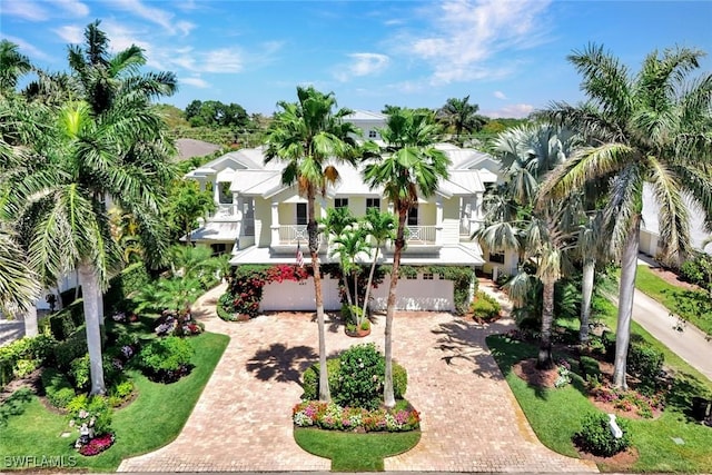 699 Fairway Ter, Naples, FL 34103 - drone / aerial view