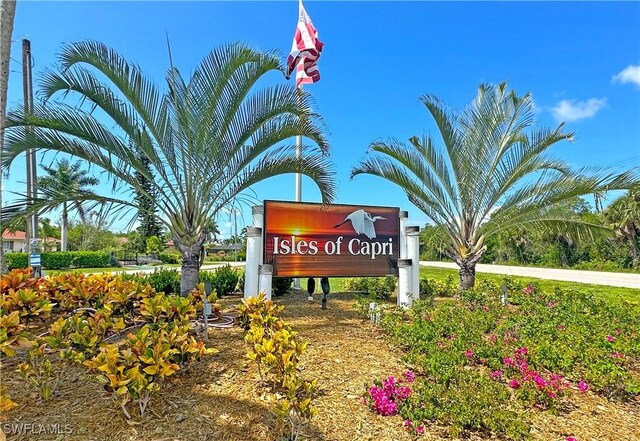 147 Capri Blvd, Naples, FL 34113