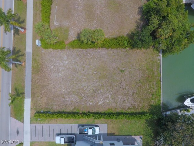 147 Capri Blvd, Naples, FL 34113