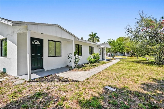 3652 Hibiscus Ave, Naples, FL 34104 - view of yard