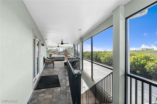 48 Fairview Blvd, Fort Myers Beach, FL 33931 - sunroom featuring a ceiling fan