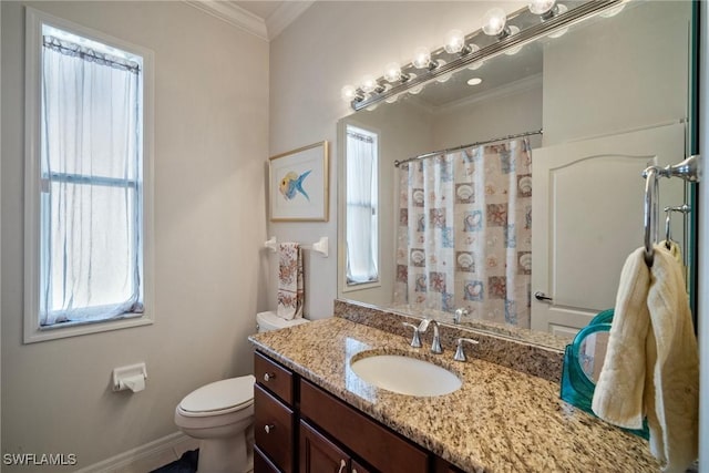 9846 Weather Stone Pl, Fort Myers, FL 33913 - bathroom with vanity, crown molding, and curtained shower