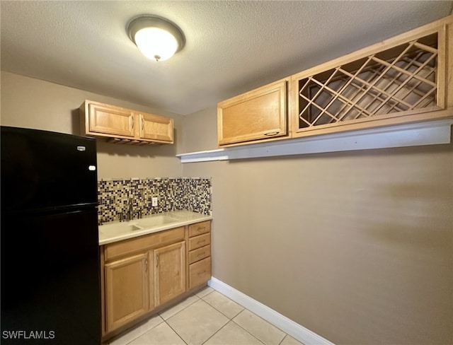 1434 Alhambra Dr, Fort Myers, FL 33901 - laundry room with light tile patterned flooring and a sink